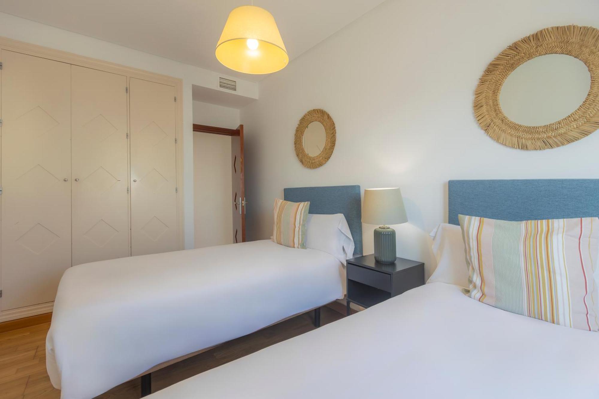 Apartamentos Moon Dreams Puerto El Puerto de Santa Maria Bagian luar foto