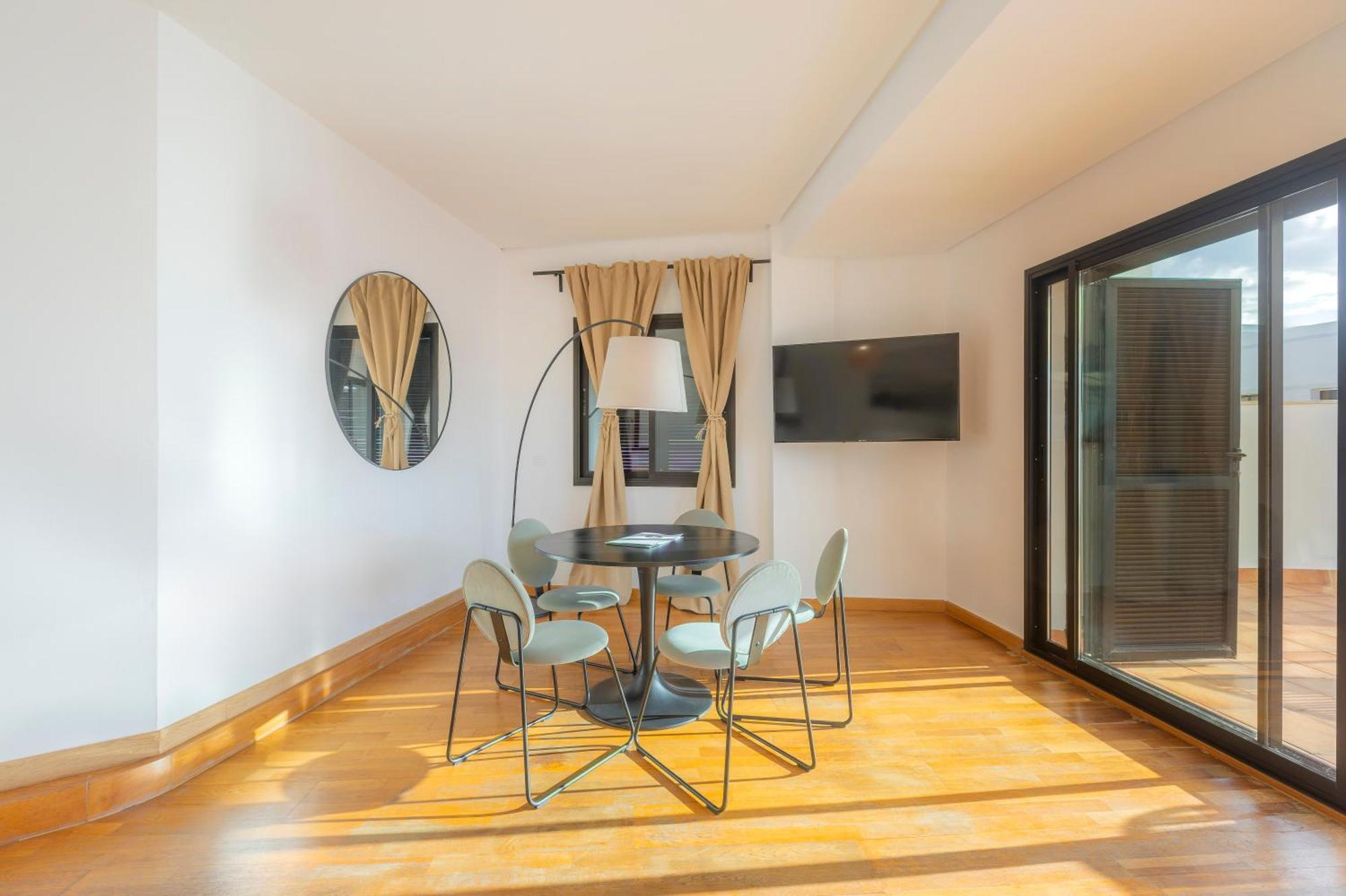Apartamentos Moon Dreams Puerto El Puerto de Santa Maria Bagian luar foto